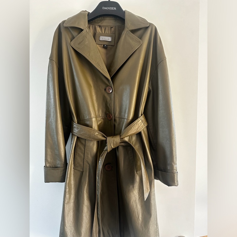 Brand new Dánier leather jacket